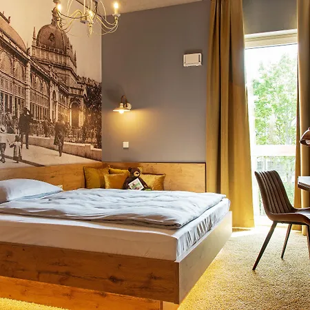 Hotel Tinytwice Wiesbaden