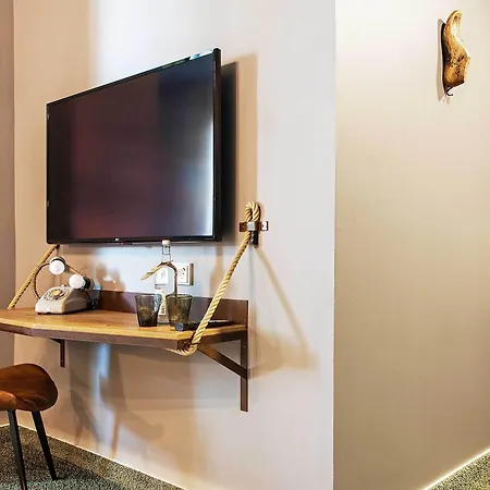 Hotell Tinytwice Wiesbaden