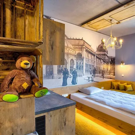 Tinytwice Hotell 3*