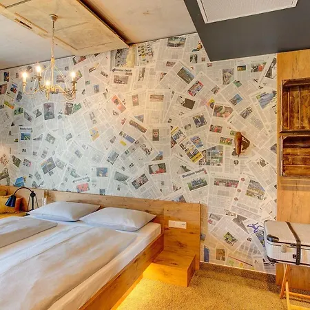 Tinytwice Hotell